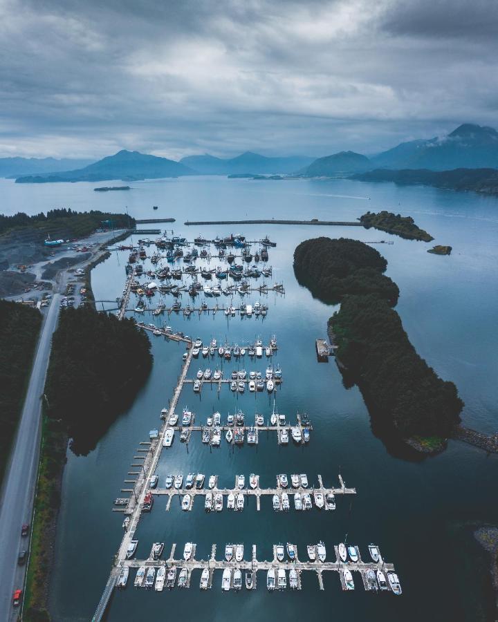 The Rogue Wave-Beach Access, Ocean Views, Private Kodiak Luaran gambar