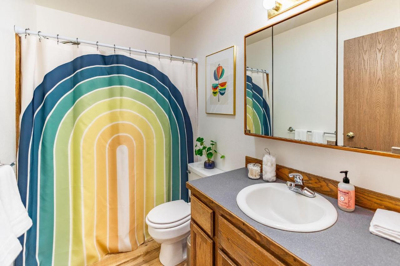 The Rogue Wave-Beach Access, Ocean Views, Private Kodiak Luaran gambar