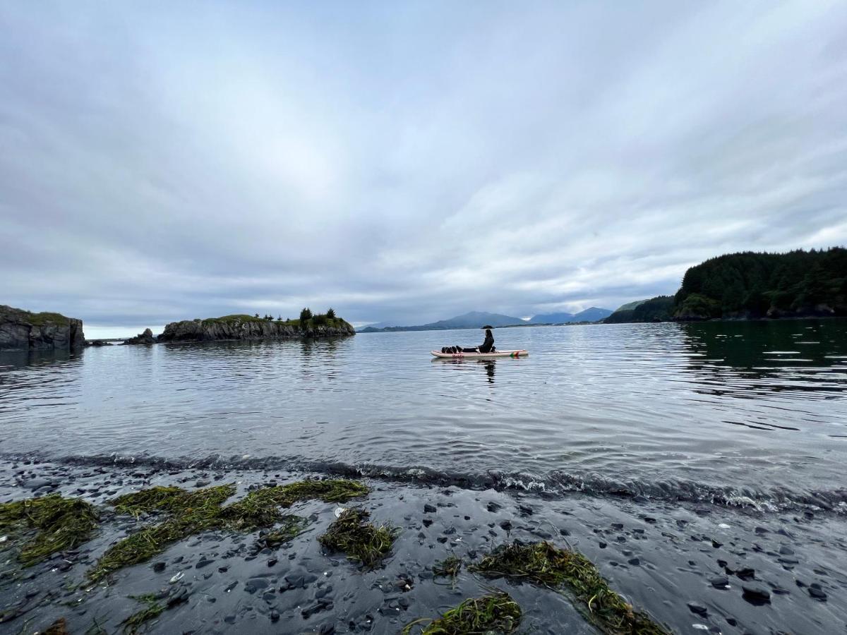 The Rogue Wave-Beach Access, Ocean Views, Private Kodiak Luaran gambar