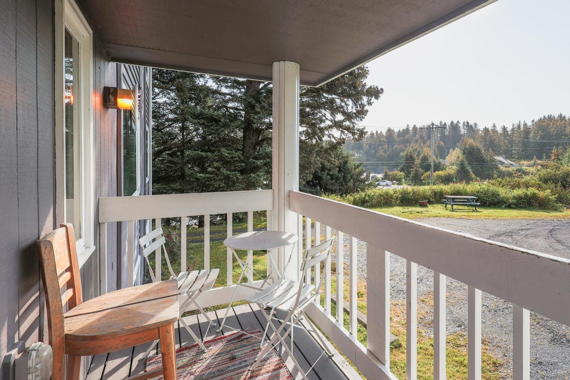 The Rogue Wave-Beach Access, Ocean Views, Private Kodiak Luaran gambar